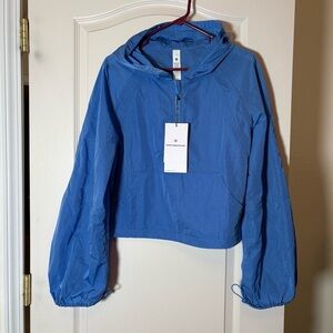 Lululemon Scuba Cropped Anorak. Size 10. NWT Pool Party